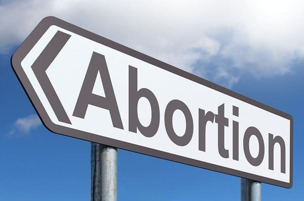 Judge upholds waiting period for abortions