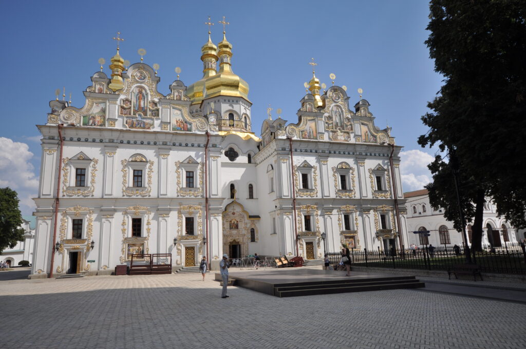 Ukrainian Orthodox Church defies order to leave Kyiv monastery